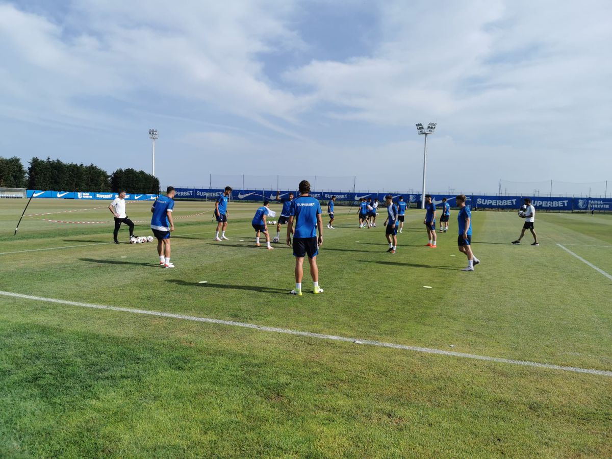 Imagini de la primul antrenament al Farului din această vară