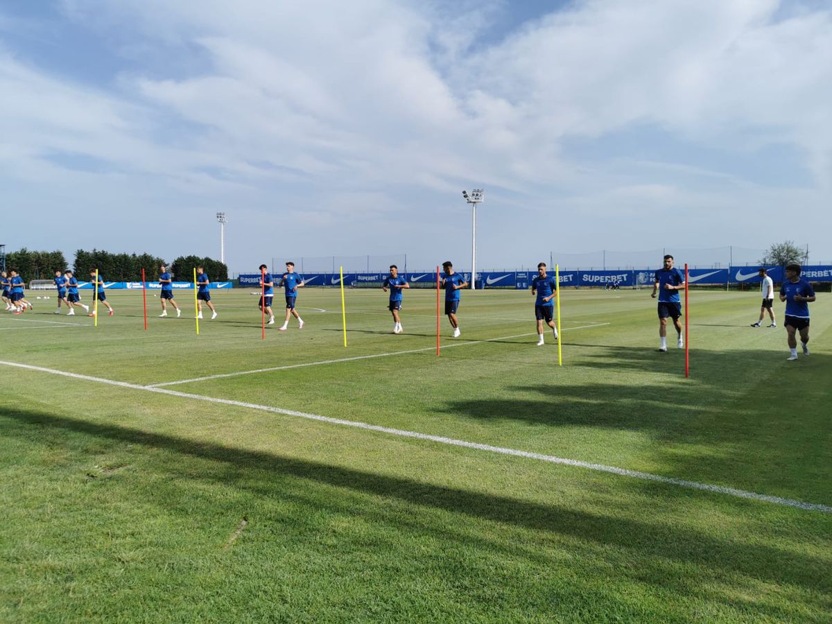 Imagini de la primul antrenament al Farului din această vară