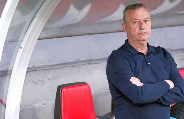 Încă 3 fotbaliști dați afară de Mircea Rednic de la UTA » Numărul plecărilor ajunge la 10