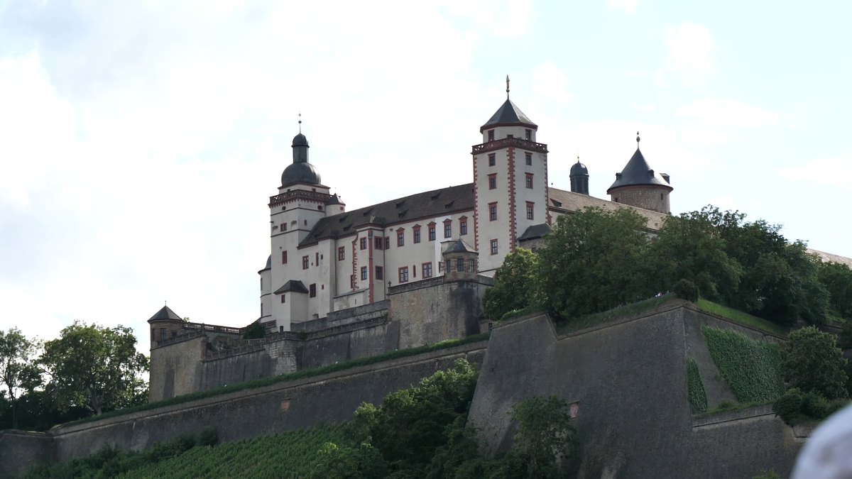 Cum arată Wurzburg, orașul în care România se pregătește pentru EURO 2024