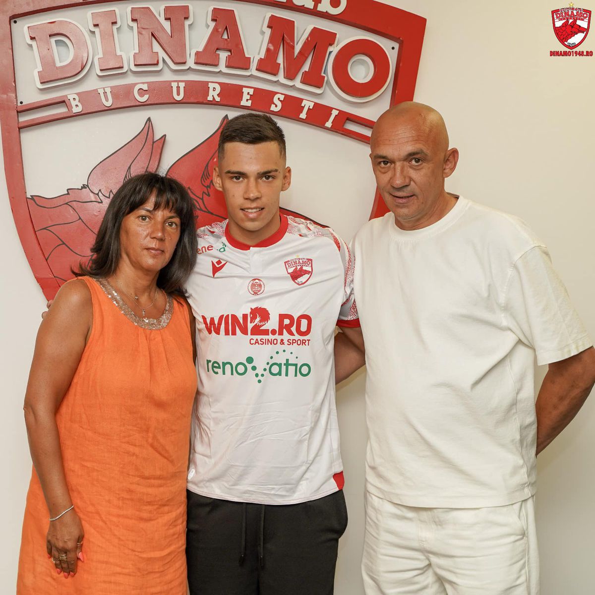 Cătălin Cîrjan a semnat cu Dinamo