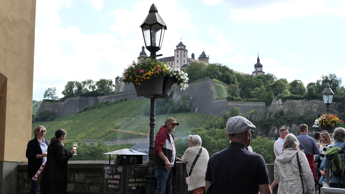Cum arată Wurzburg, orașul în care România se pregătește pentru EURO 2024