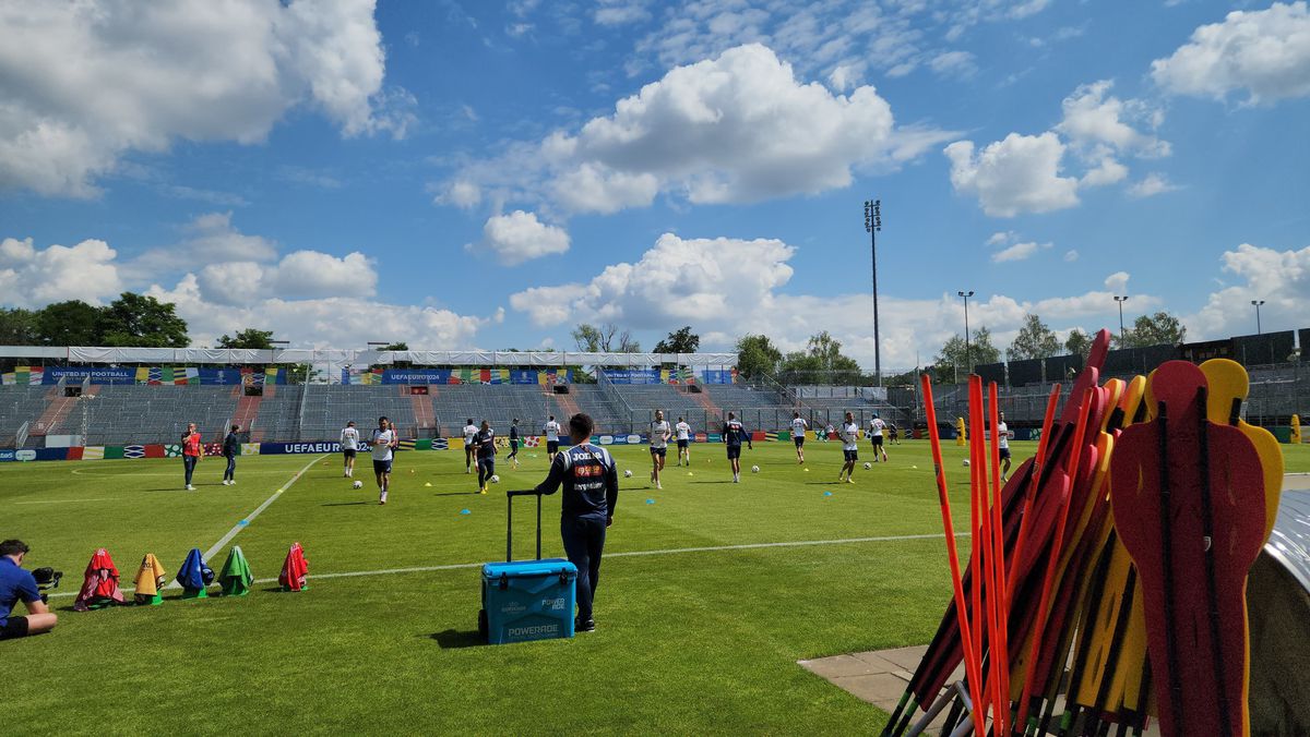 Viteză și intensitate » La ce a lucrat Edi Iordănescu cu 4 zile înainte de meciul cu Ucraina