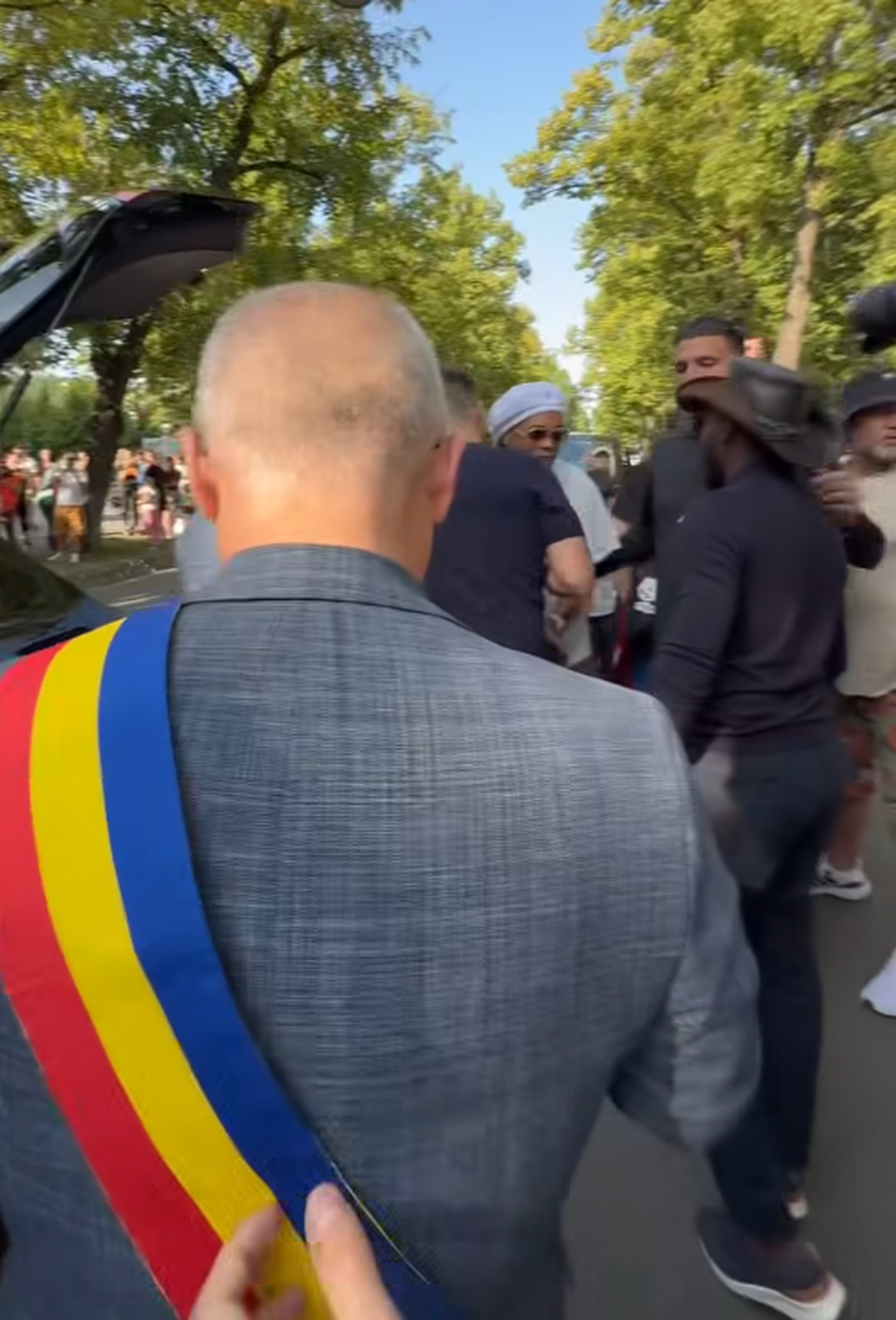 Ronaldinho a fost așteptat la Cluj de Emil Boc