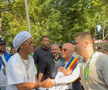 Ronaldinho a ajuns la Cluj și a fost așteptat de Emil Boc » Ce cadou i-a făcut primarul
