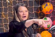 Ioana Cosma, două momente antologice la TV: „M-am dat jos de pe scaun live, MM era în studio...” + Personajul celebru care i-a provocat o criză de râs: „Îmi curgea rimelul!”