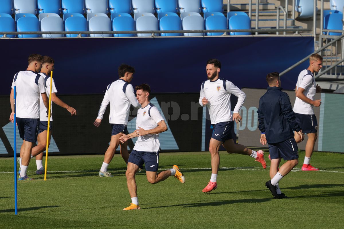 I-a pus în genunchi pe jucători! Antrenament oficial inedit al naționalei României înaintea meciului cu Spania, de la Euro U21