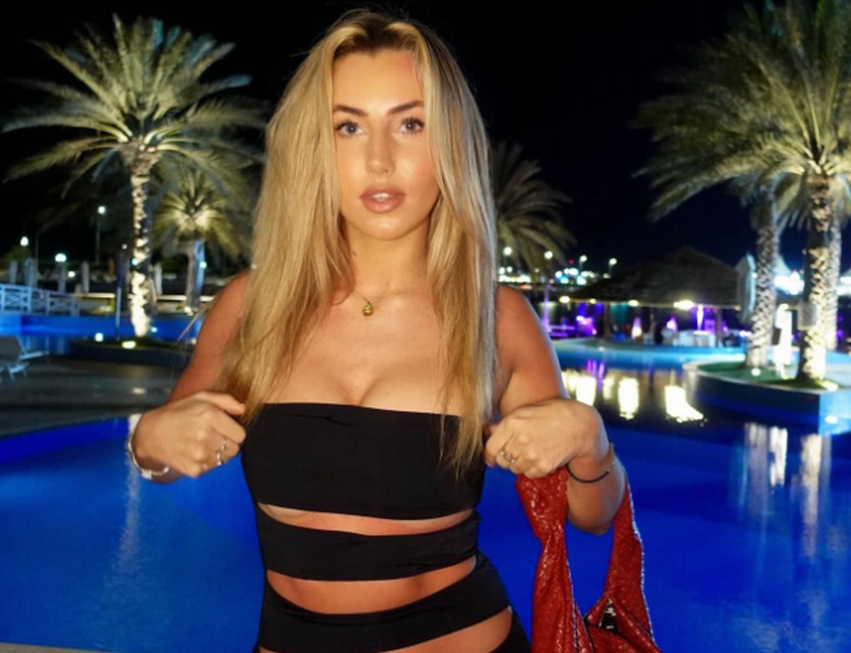 Jurnalista care a încins atmosfera în Slovacia! Cum a apărut blonda la Euro U21