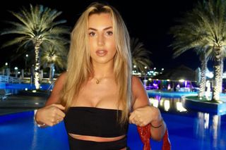 Jurnalista care a încins atmosfera în Slovacia! Cum a apărut blonda la Euro U21