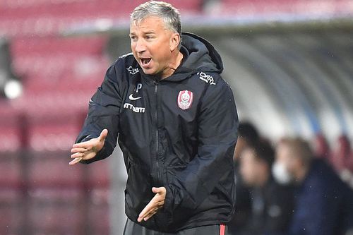 Dan Petrescu, discurs tăios despre mercato-ul de la CFR Cluj: „Unii le spun «bombe». Eu am jucat la Chelsea, el doar a trecut pe acolo”