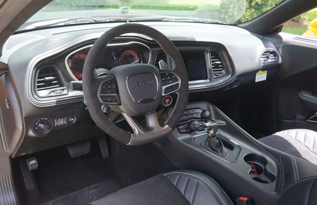 Mașina specială a lui Kevin Hart a fost scoasă la licitație și poate bate toate recordurile! Sunt doar 40 exemplare în toată lumea