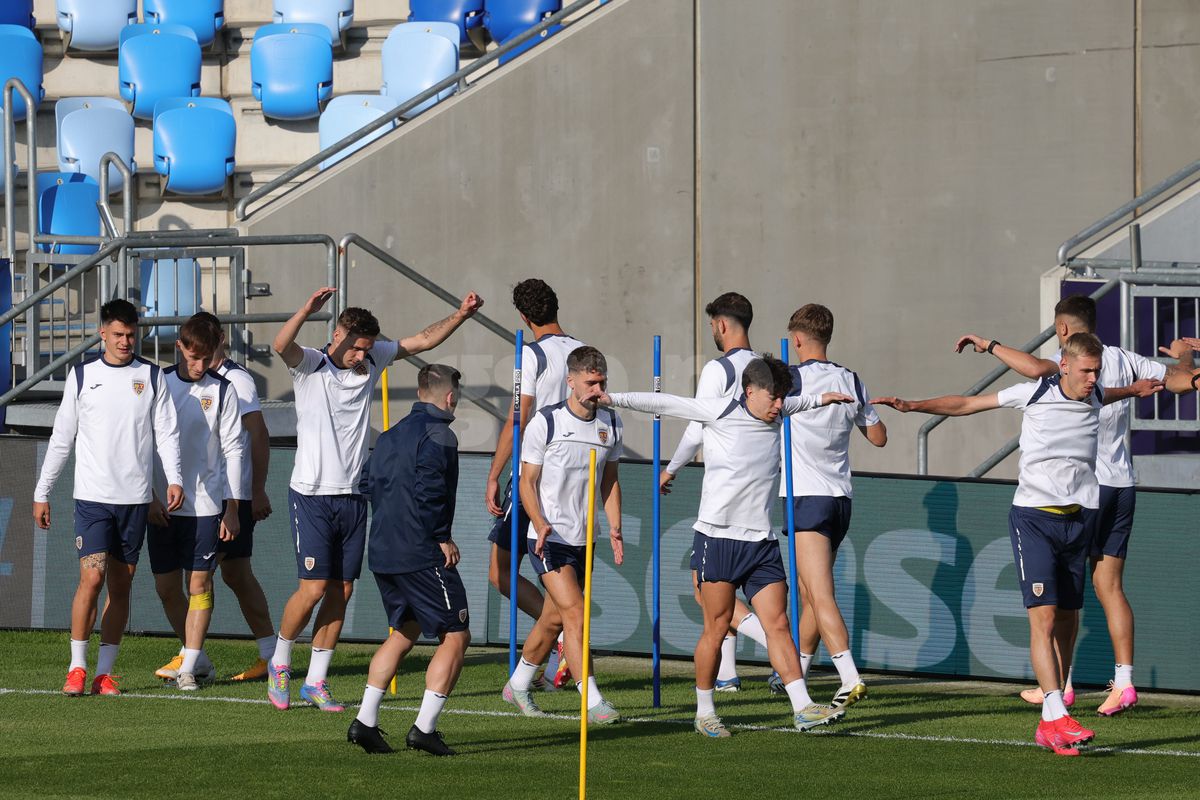 I-a pus în genunchi pe jucători! Antrenament oficial inedit al naționalei României înaintea meciului cu Spania, de la Euro U21