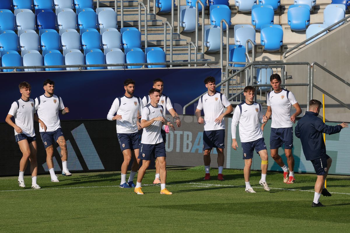 I-a pus în genunchi pe jucători! Antrenament oficial inedit al naționalei României înaintea meciului cu Spania, de la Euro U21