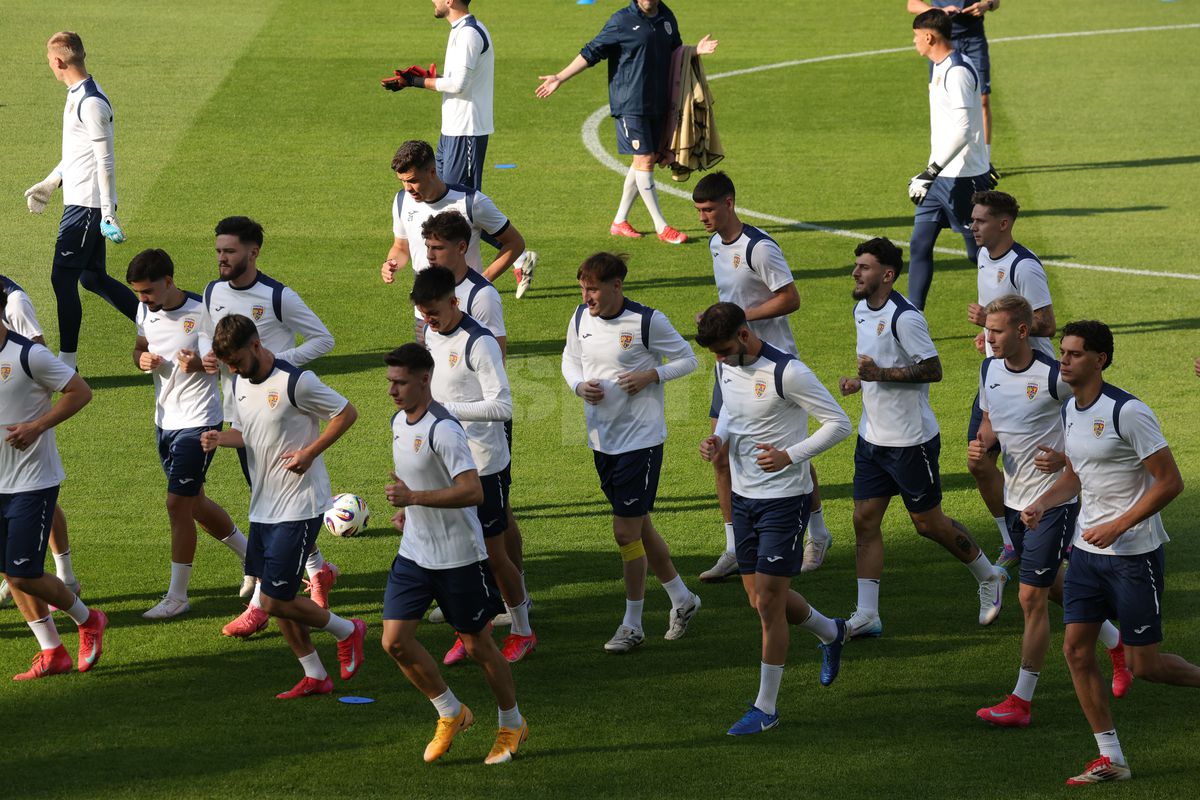 I-a pus în genunchi pe jucători! Antrenament oficial inedit al naționalei României înaintea meciului cu Spania, de la Euro U21