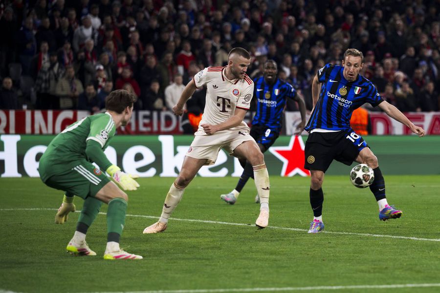 Golul înscris la Munchen de Davide Frattesi în turul cu Bayern (2-1) s-a dovedit capital pentru calificarea lui Inter în semifinalele Ligii Campionilor / Foto: Imago Cristi Chivu l-a întors din drum » Titularul naționalei va fi protagonist la noul Inter + Starul care ar putea pleca!