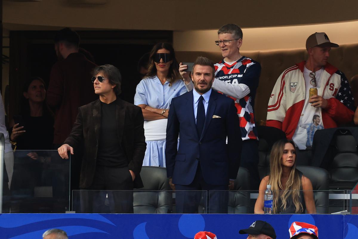 I l-a aruncat în cap lui Beckham! Reporterul GSP era la 3 metri distanță și a surprins întreaga scenă ciudată, la SUA - Paraguay