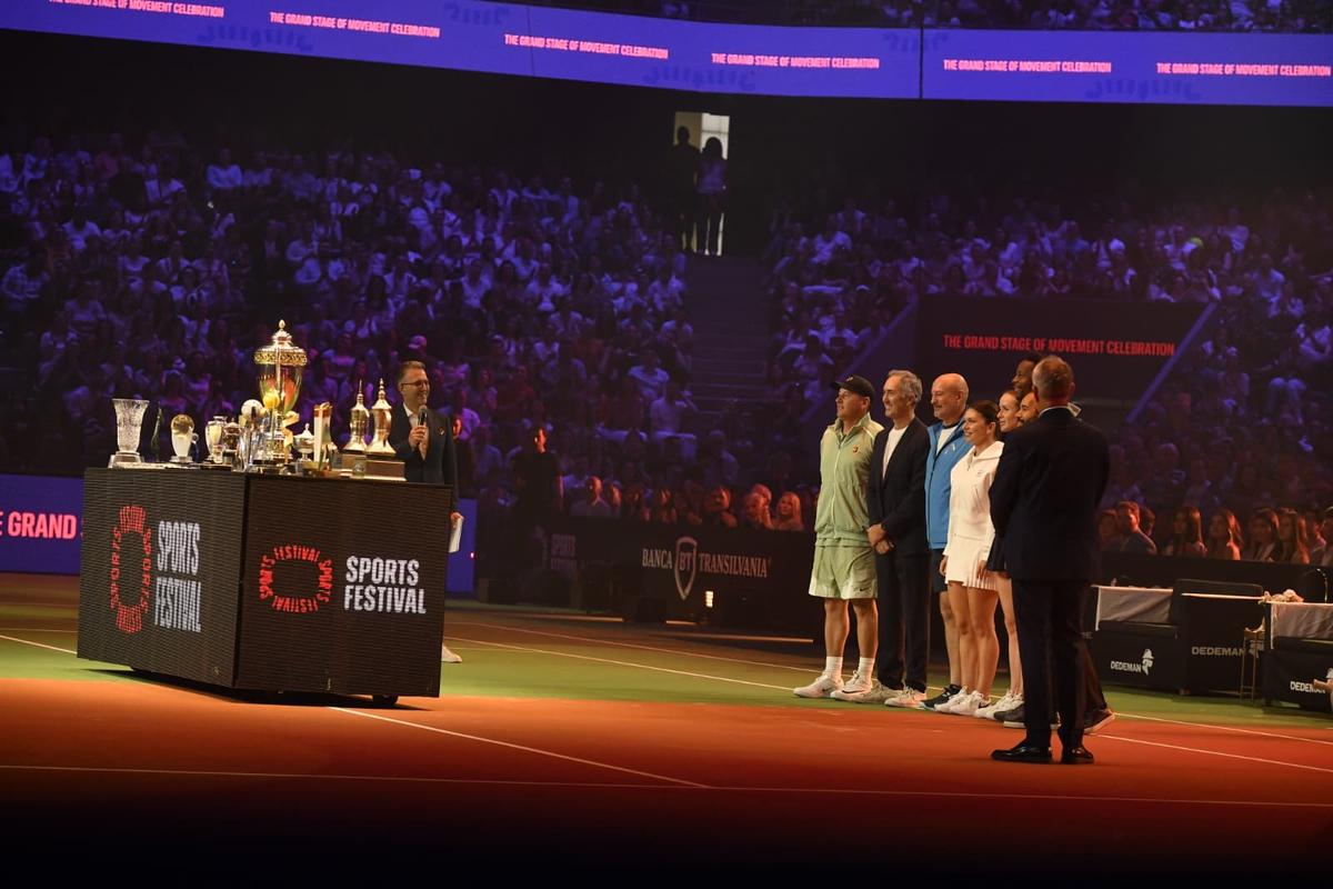 Discursul Simonei Halep nu se putea încheia într-un mod mai emoționant: „Vreau să rămâneți puțin în picioare!”