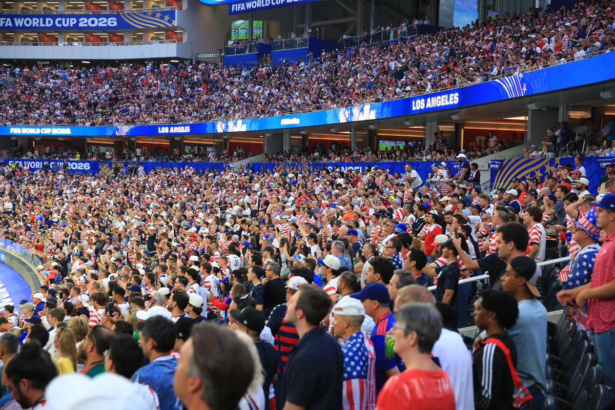 Imagini cu arena SoFi din Los Angeles 2