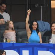 Katy Perry şi  Justin Trudeau, în tribune la SUA - Paraguay 4-1