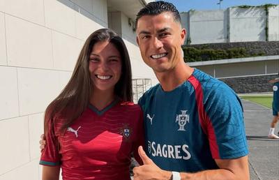 „Șterge-ți lacrimile. Ești frumoasă”. Cristiano Ronaldo a consolat-o pe influenceriță, după o întâlnire emoționantă la Mondial
