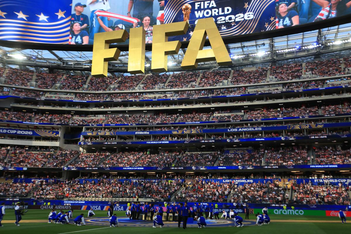 Imagini cu arena SoFi din Los Angeles 2