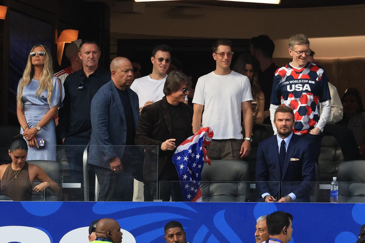 I l-a aruncat în cap lui Beckham! Reporterul GSP era la 3 metri distanță și a surprins întreaga scenă ciudată, la SUA - Paraguay