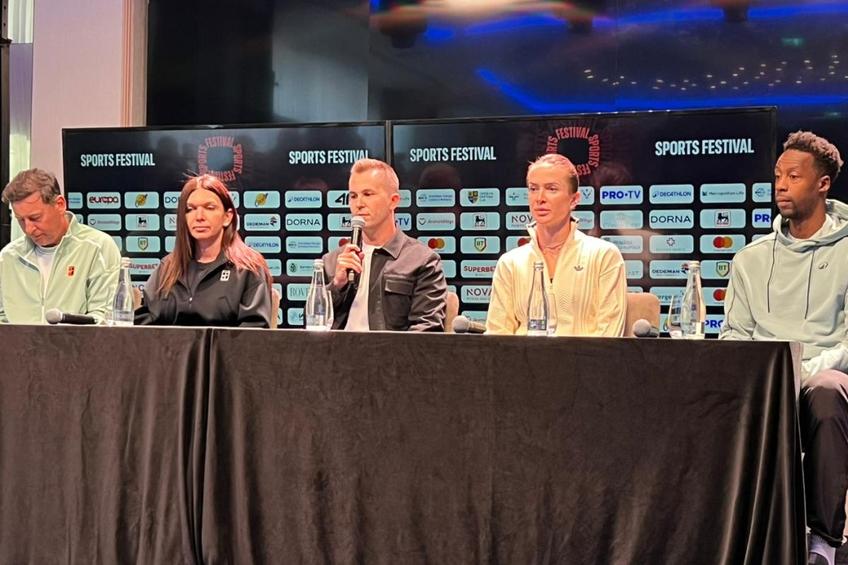 Simona Halep, la conferință de presă cu invitații săi/Foto: David Istrate (GSP.ro)