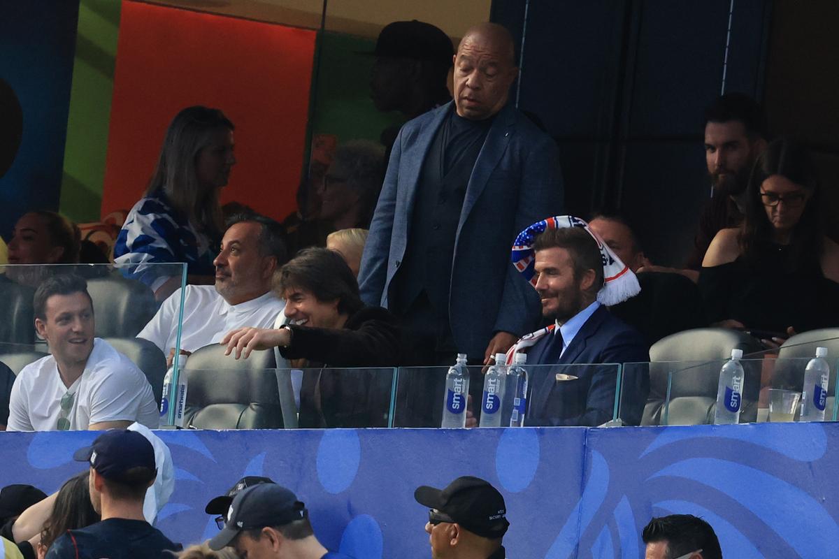 I l-a aruncat în cap lui Beckham! Reporterul GSP era la 3 metri distanță și a surprins întreaga scenă ciudată, la SUA - Paraguay