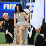 Katy Perry la festivitatea de deschidere dinaintea meciului SUA - Paraguay 4-1 FOTO: Ionuţ Iordache (GSP)