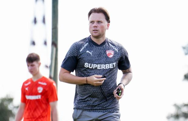 Iată noul staff tehnic de la Dinamo! Ei îl vor ajuta pe Nuno Campos