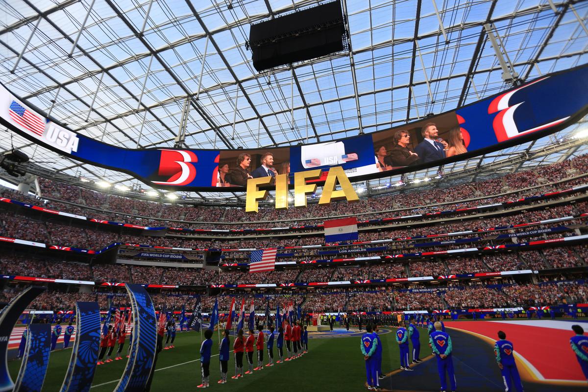 Imagini cu arena SoFi din Los Angeles 2
