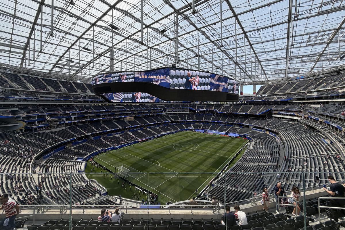 Un Mondial pe credit! Cât cheltuie un american pentru a-și vedea naționala la World Cup 2026