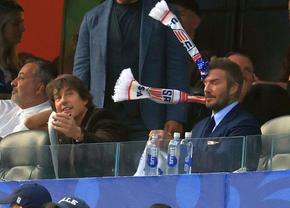 I l-a aruncat în cap lui Beckham! Reporterul GSP era la 3 metri distanță și a surprins întreaga scenă ciudată, la SUA - Paraguay