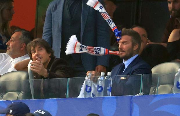I l-a aruncat în cap lui Beckham! Reporterul GSP era la 3 metri distanță și a surprins întreaga scenă ciudată, la SUA - Paraguay