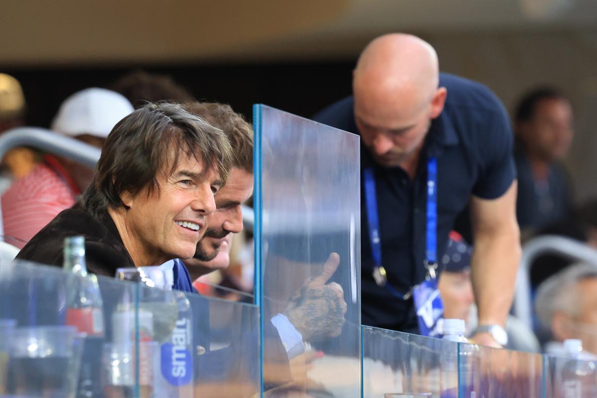 I l-a aruncat în cap lui Beckham! Reporterul GSP era la 3 metri distanță și a surprins întreaga scenă ciudată, la SUA - Paraguay