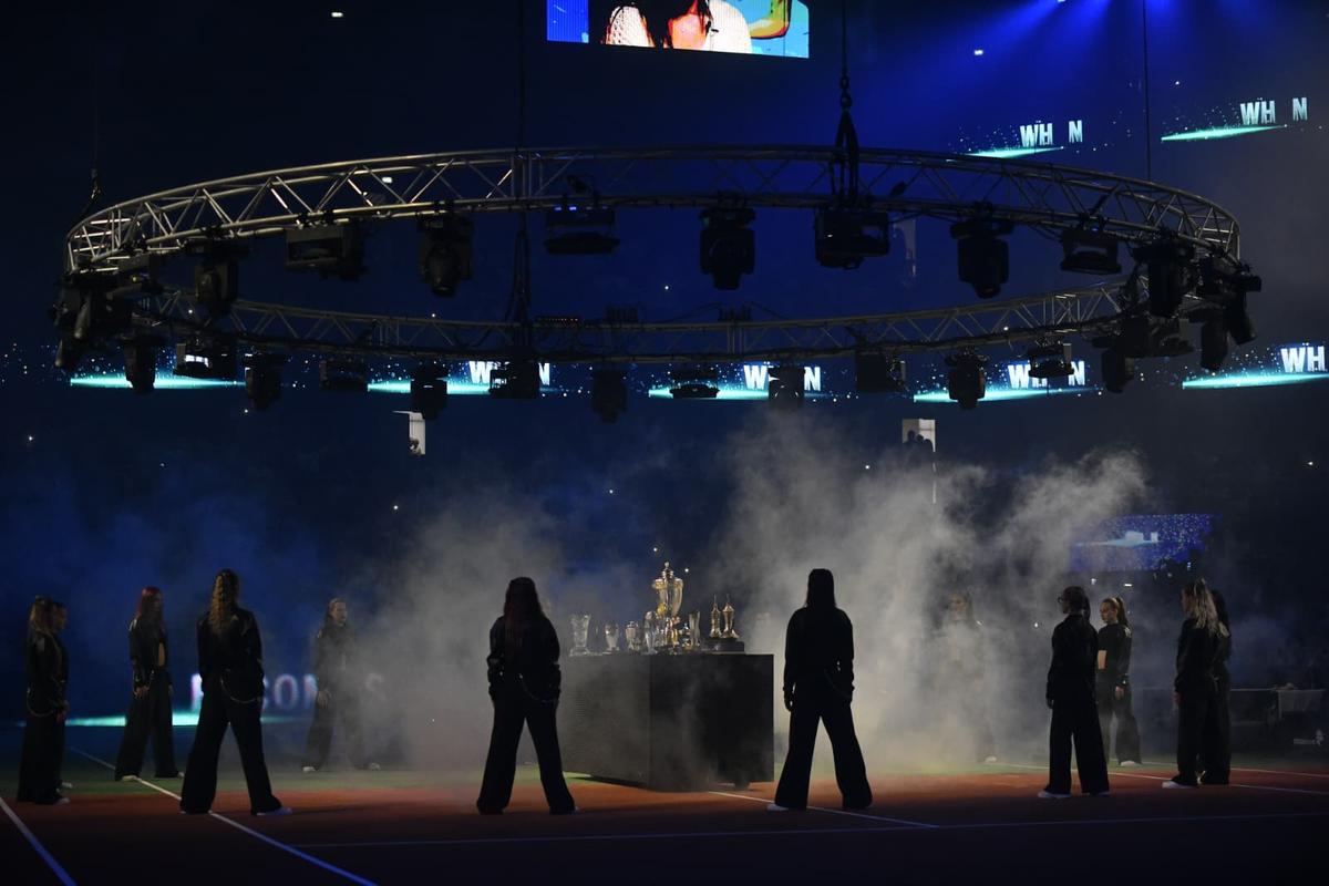 Discursul Simonei Halep nu se putea încheia într-un mod mai emoționant: „Vreau să rămâneți puțin în picioare!”