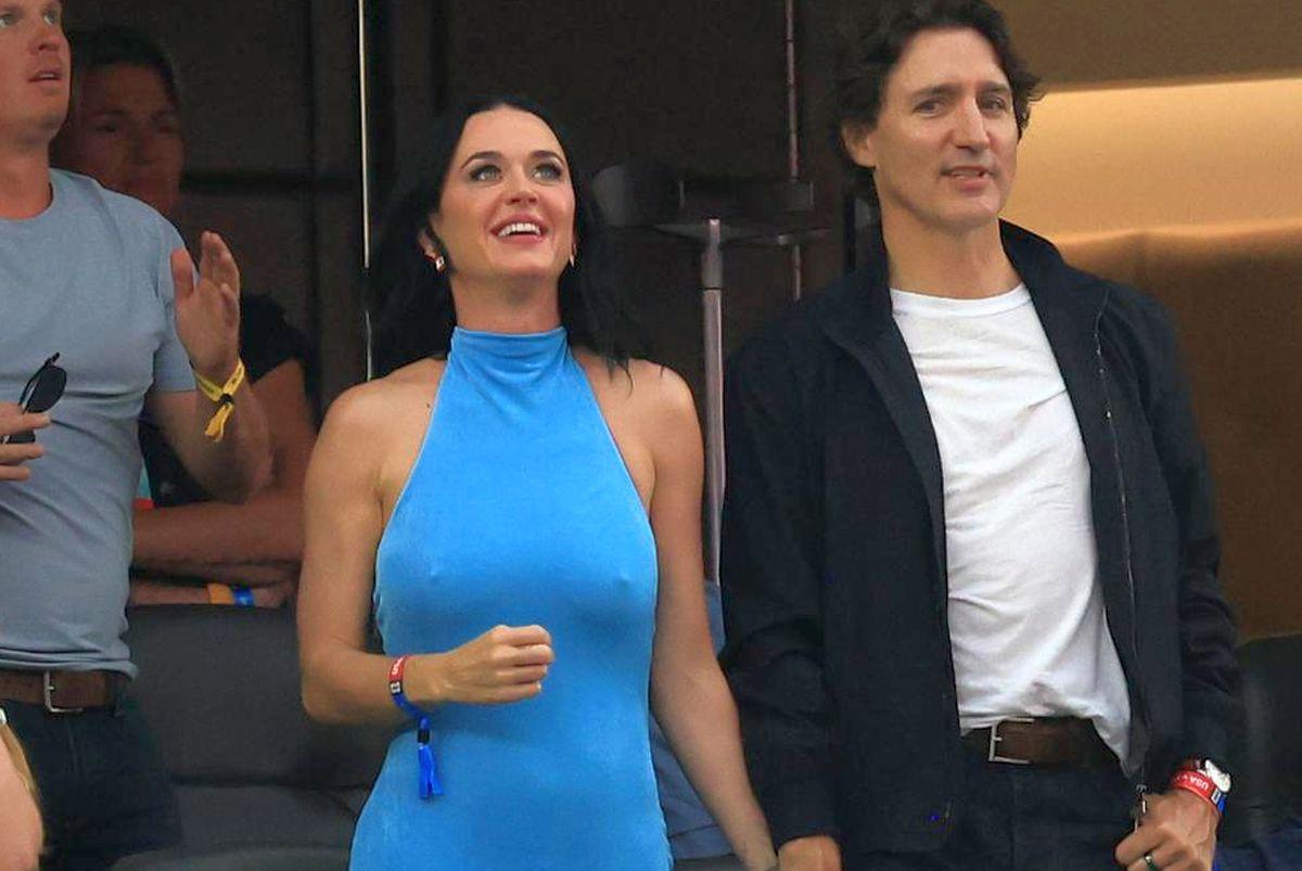 Katy Perry, în centrul atenției la SUA – Paraguay, alături de fostul prim-ministru