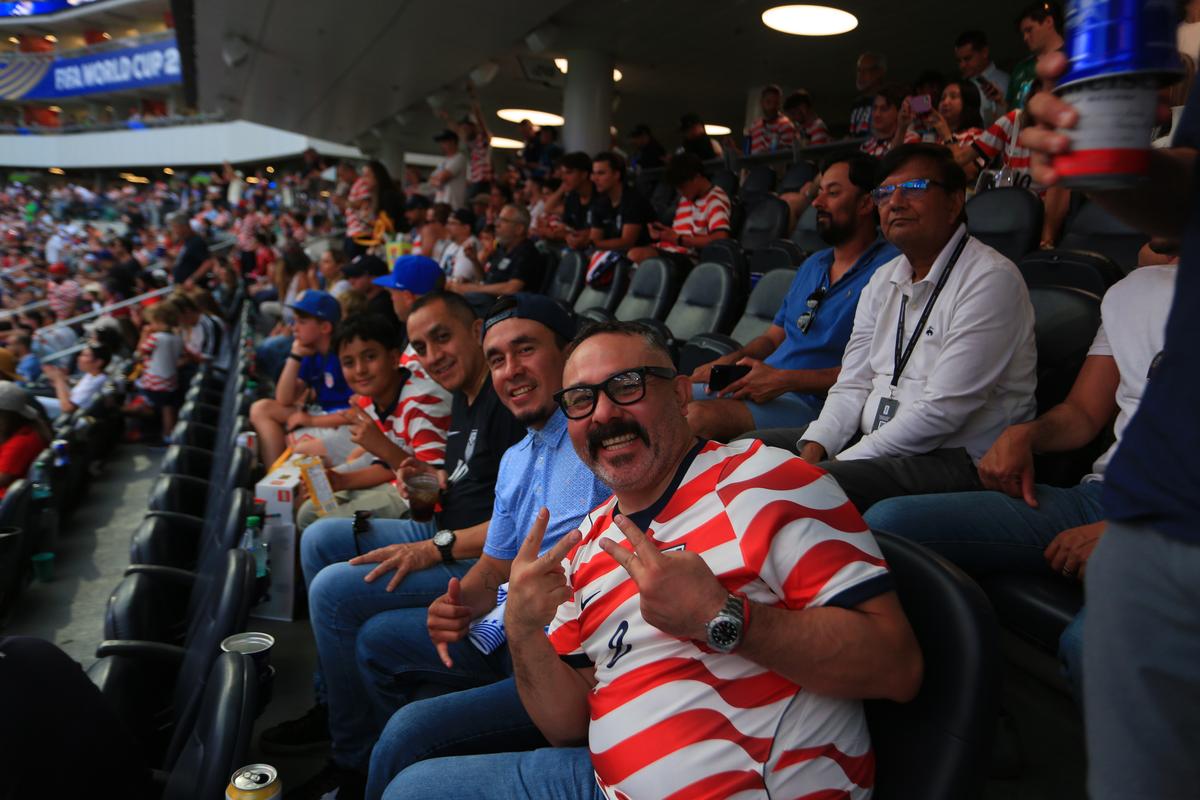 Imagini cu arena SoFi din Los Angeles 2