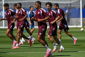Qatar - Elveția » Akanji & Xhaka înfruntă cea mai slabă echipă de la Campionatul Mondial. Echipele probabile
