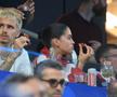 Romeo Beckham şi iubita lui, fotomodelul Kim Turnbull FOTO: Ionuţ Iordache (GSP)