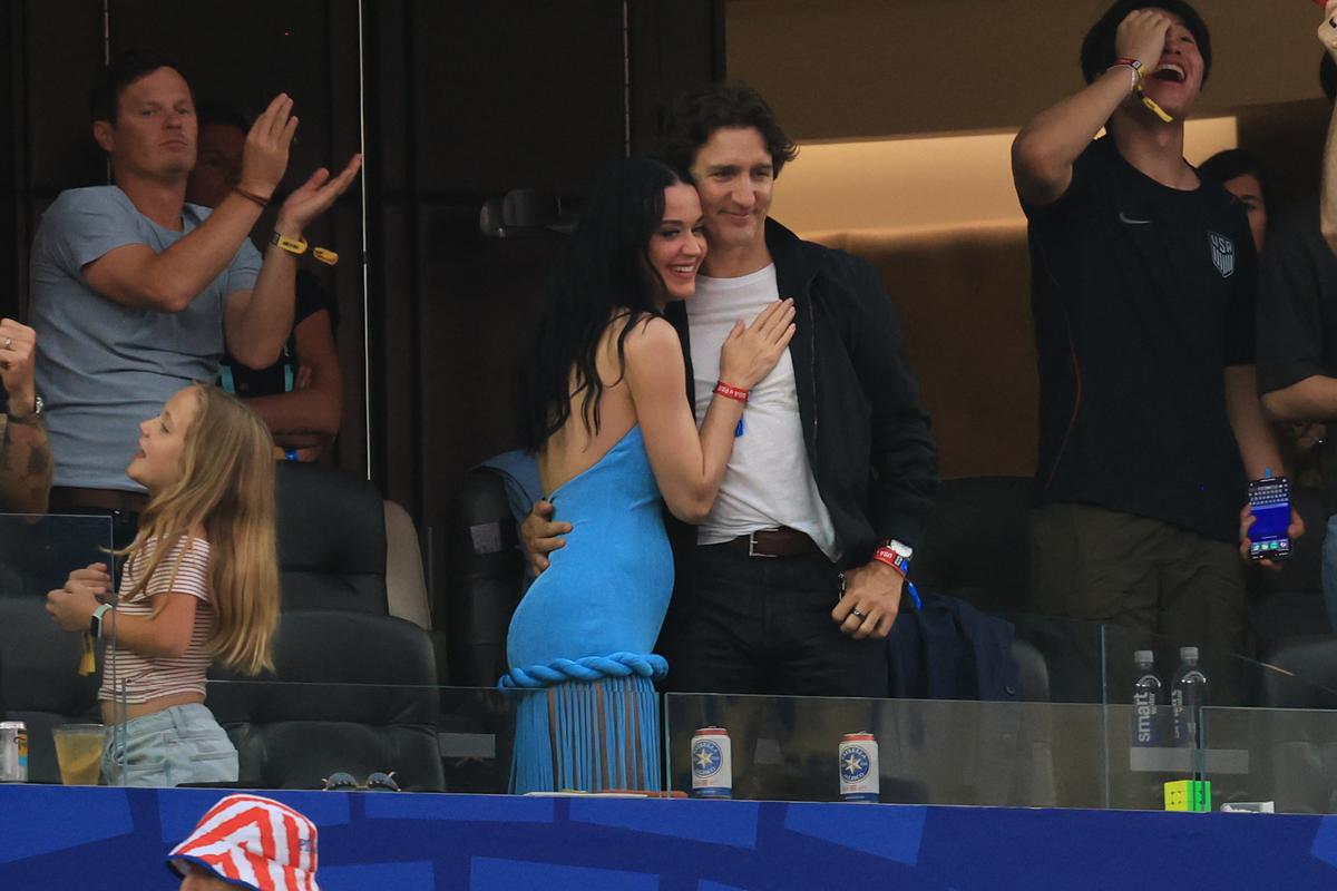 Katy Perry, în tribune la SUA - Paraguay 4-1