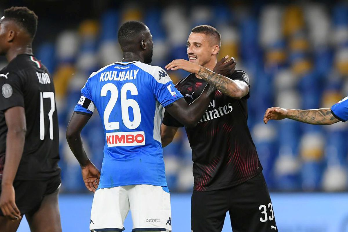 NAPOLI - AC MILAN 2-2 // FOTO Meci spectaculos în Serie A, cu 4 goluri și un „roșu” » Rezumatul VIDEO