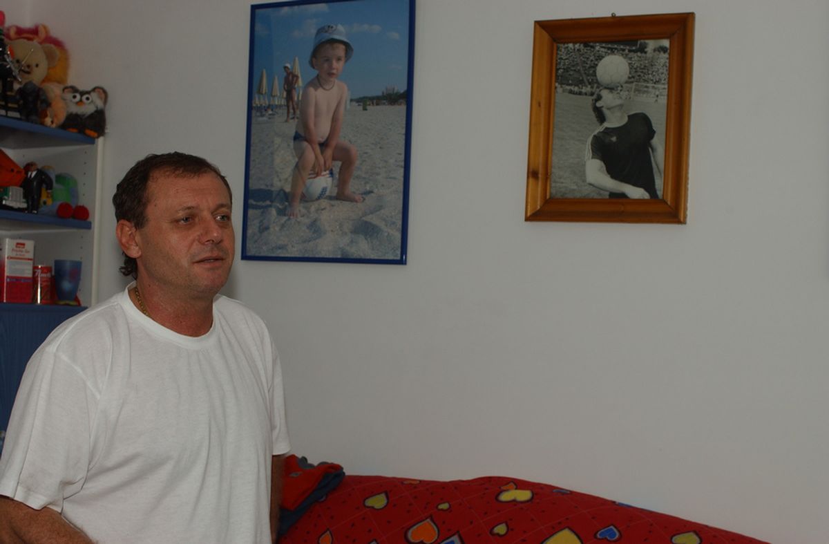 RETRO GSP. 17 ani de la moartea prematură a lui Deselnicu. Stranie coincidență: cei mai iubiți oameni ai Craiovei au murit de inimă