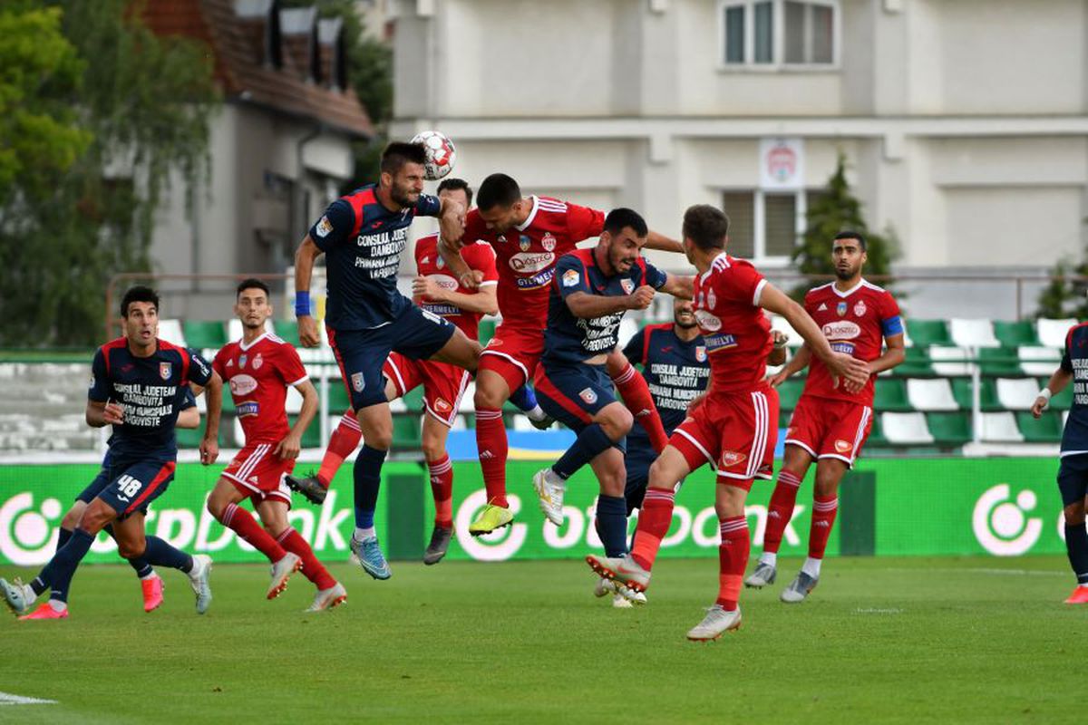 SEPSI - CHINDIA 2-0. Ion Crăciunescu și Ilie Dumitrescu îl fac praf pe arbitrul Colțescu: „Băieții ăștia nu urmăresc alte competiții?!”