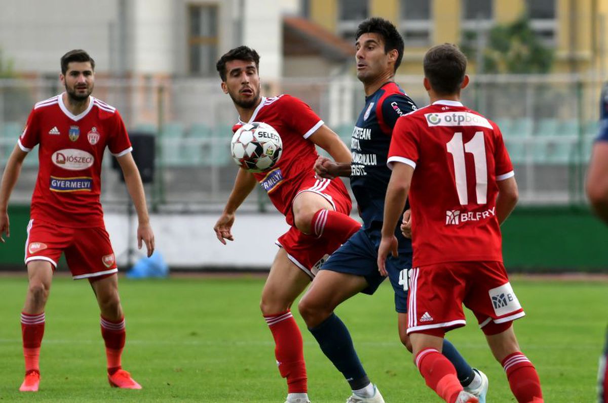 SEPSI - CHINDIA 2-0. Ion Crăciunescu și Ilie Dumitrescu îl fac praf pe arbitrul Colțescu: „Băieții ăștia nu urmăresc alte competiții?!”