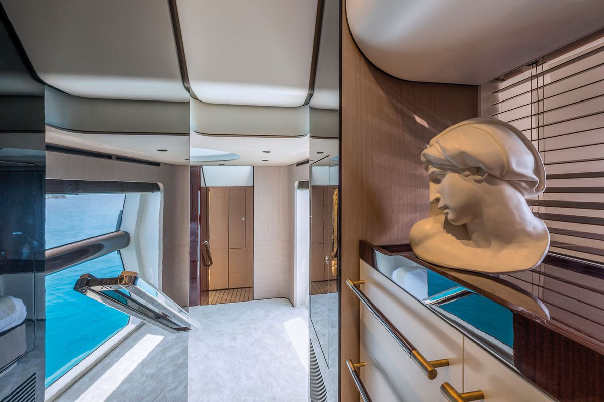 Cristiano Ronaldo uită de EURO 2020 în Mallorca » Cum arată iahtul de lux al portughezului