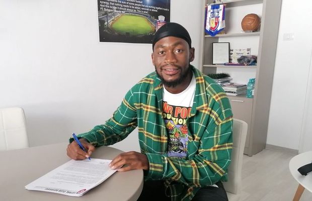 Care mai e situația lui Maecky Ngombo, atacantul prins în ofsaid de autorități pe aeroport