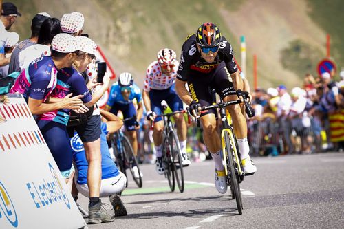 Wout van Aert în sprint în Turul Franței, foto: Imago