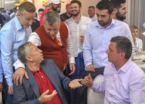 Neluțu Varga a anunțat ce se întâmplă cu Dan Petrescu după umilința cu Pyunik: „Eu le-am făcut toate poftele!” » Antrenorul pare că a înțeles ce-l așteaptă: „În fotbal, prieteniile țin cât e bine”