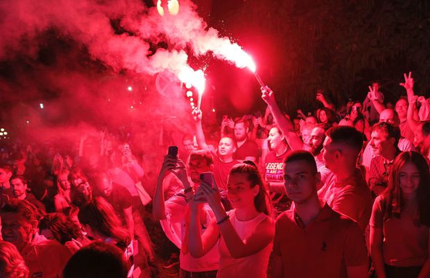 Djokovic, sărbătorit cu torțe la Belgrad de sute de oameni » Ce spune despre prezența la US Open și Australian Open